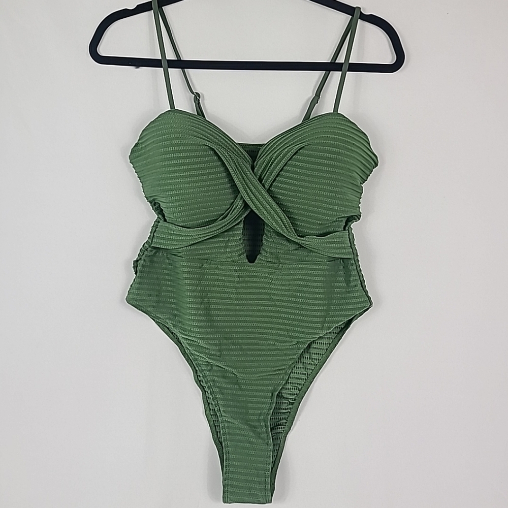 NWT Shein Women's One Piece Swimsuit Size Large Green Ribbed Twist Front